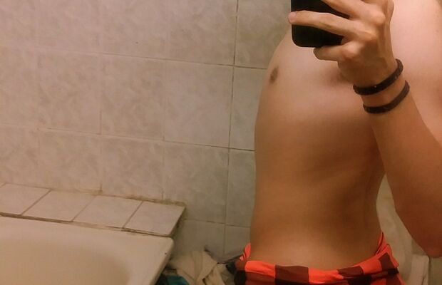 Slava Volk Певец