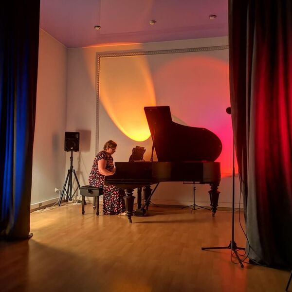 Онегинские вечера. Главы романа под рояль. Вечер третий: V. Именины и VI. Поединок. Деревня