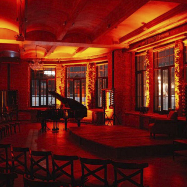 «Christmas jazz»: Рождественский концерт при свечах в старинном особняке с джазовой дивой Mareli