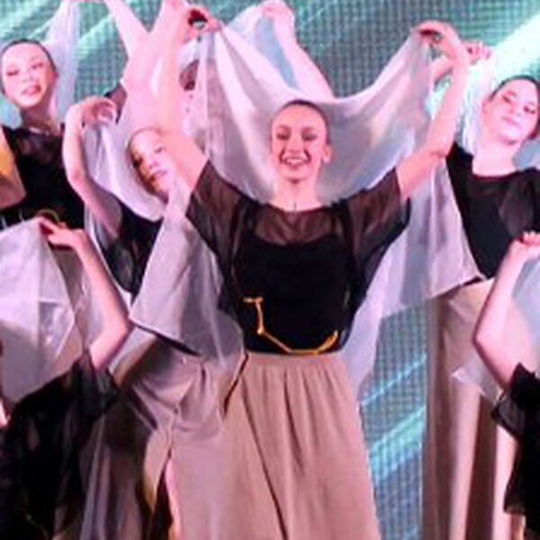 Мы радуем всех. Концерт Народного хореографического ансамбля «Солнечная карусель»