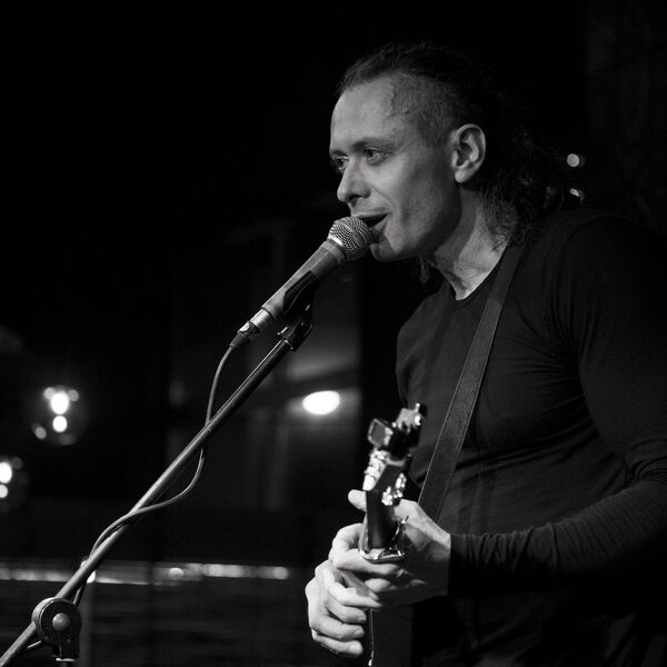 Михаил Елизаров