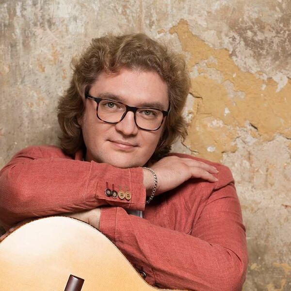 Роман Зорькин