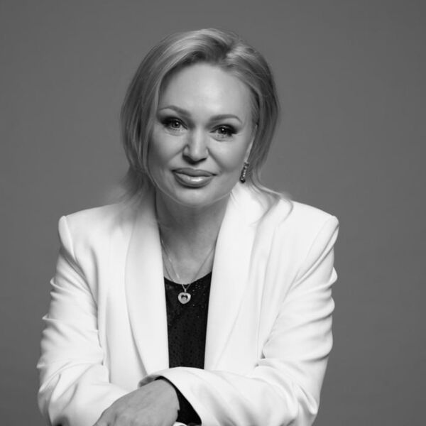 Алла Довлатова. Тайны творчества и его величество «Случай»