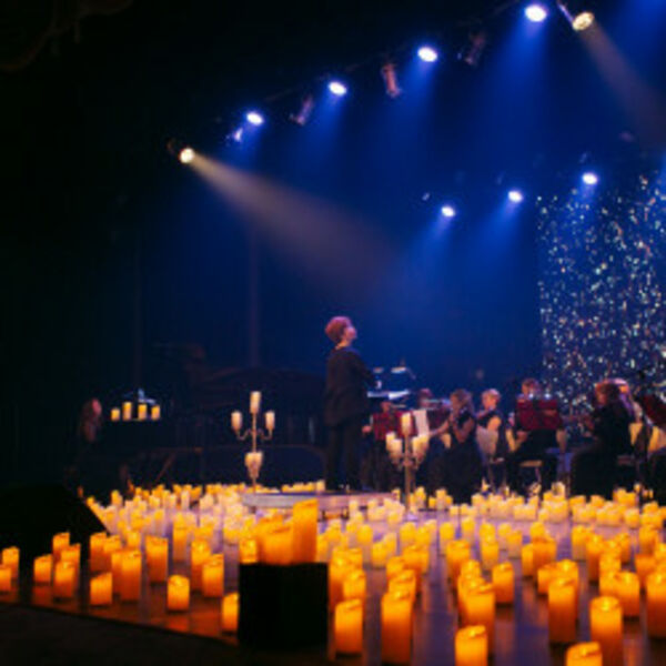 Музыка КИНОшедевров в сиянии тысячи свечей