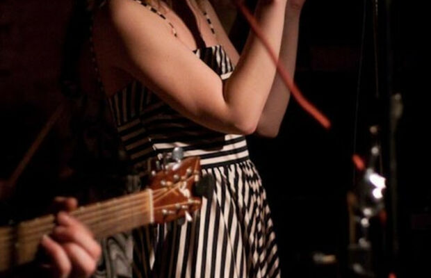 05.04.10 ЛетоМаджента в Squat Cafe