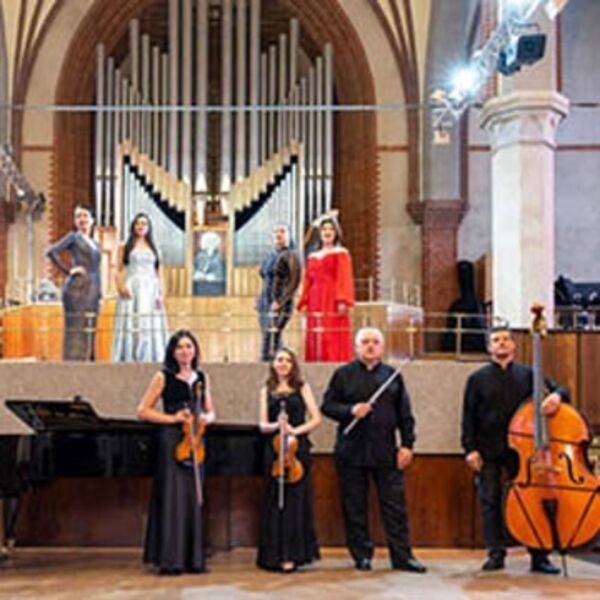 Новый год в хорошей компании