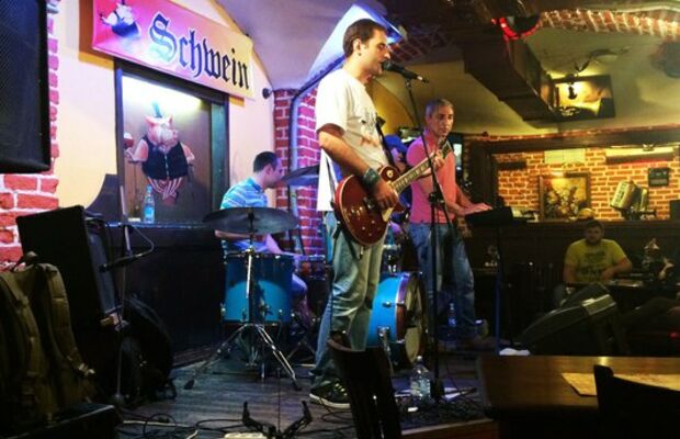 Концерт в клубе Schwein 26.09.2015