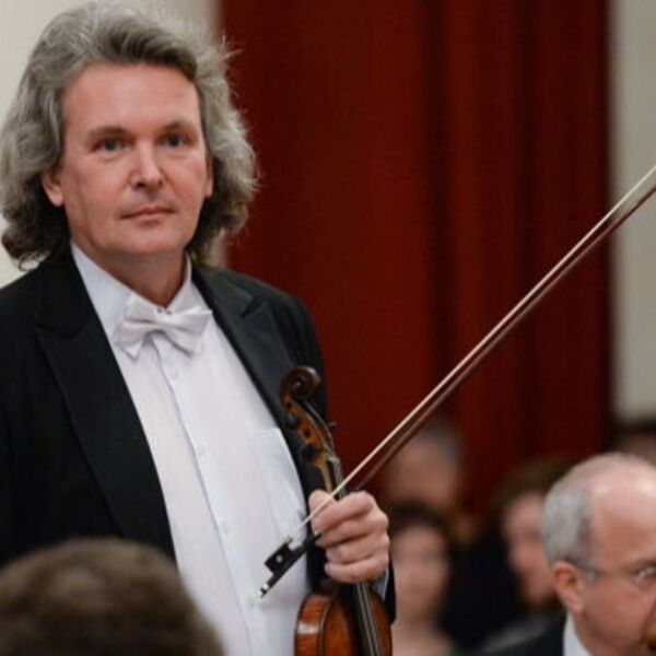 Л.Клычков скрипка, М.Панков фортепиано, аб-т №12