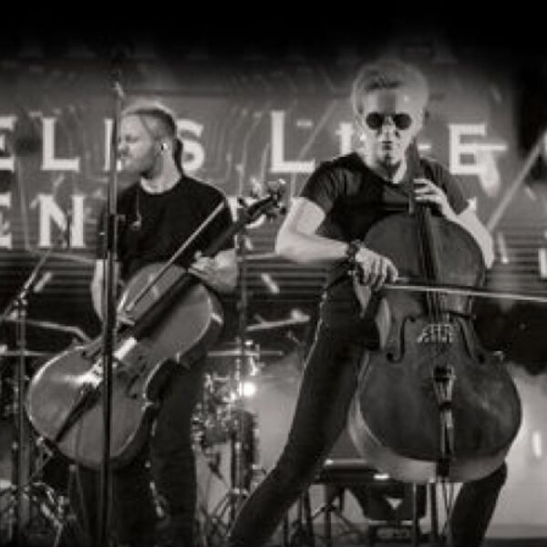 Renaissance Cellos. Мировые хиты на виолончелях (Выкса)