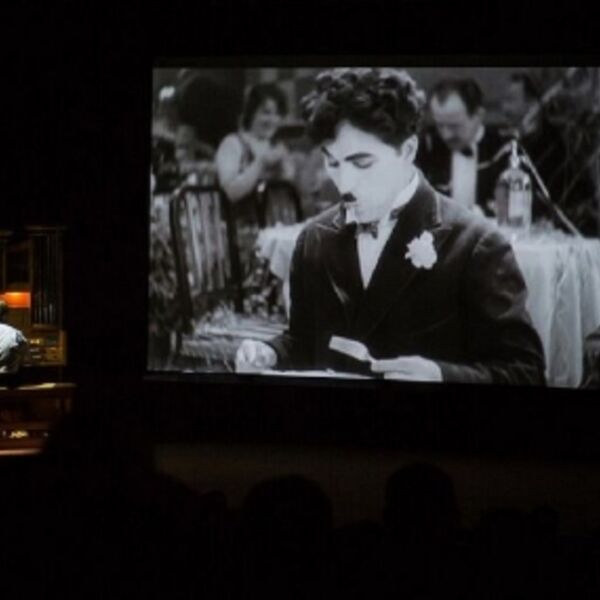 Органный фестиваль «Немое кино с органом. Чарли Чаплин. Огни Большого города»