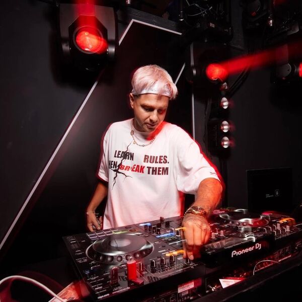 AUX вечеринка с Nikita Rise