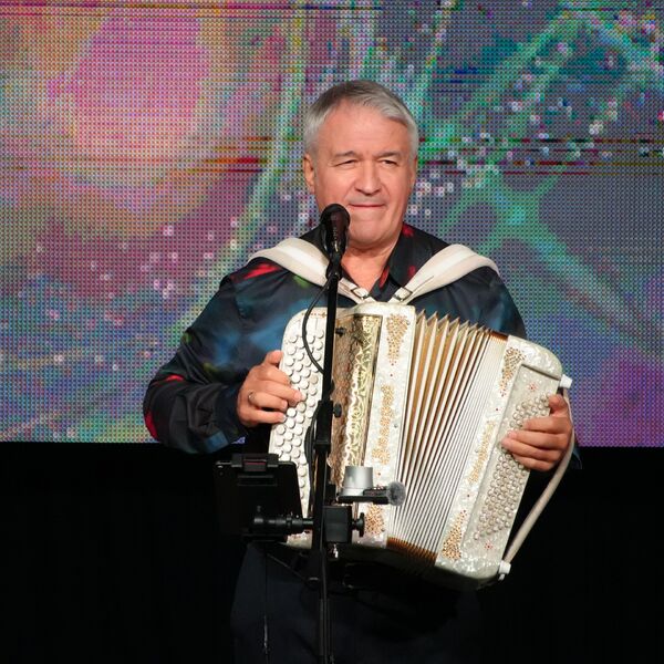 Валерий Сёмин