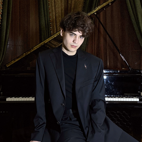 Гала-концерт пианистов ко дню Победы