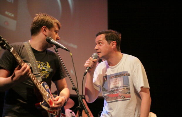 29/05/2010  “ENTIRELY UNDRUGGED” Live in DUROFF 