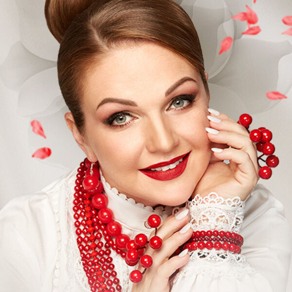 Марина Девятова