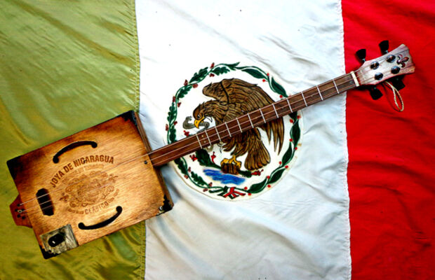 Гитары из сигарных коробок