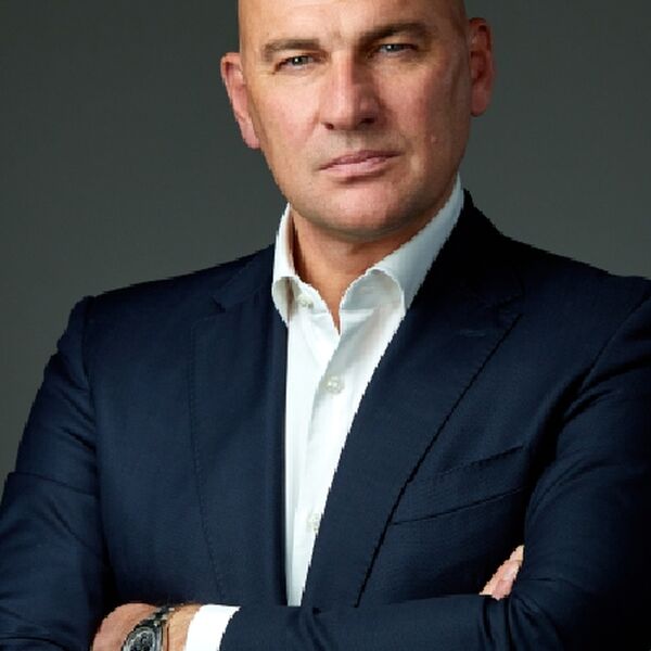 Радислав Гандапас. Заяви о себе. Лидерские стратегии коммуникации