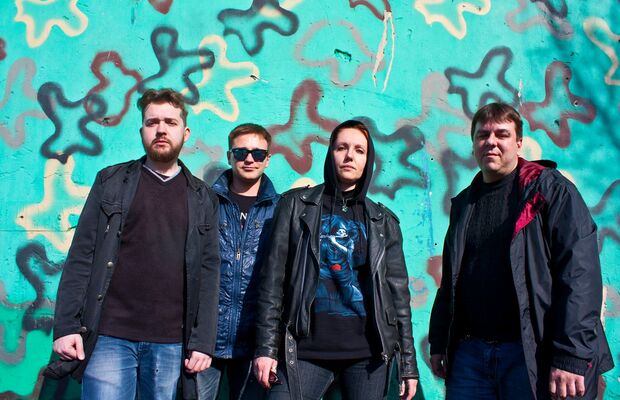 Первая официальная фотосессия группы