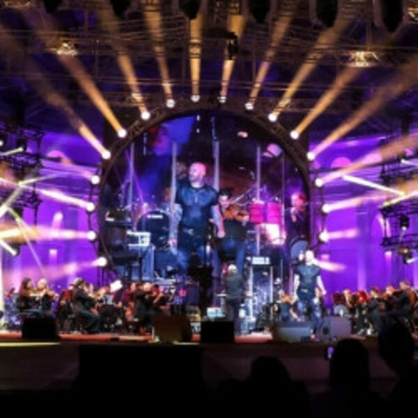 Легендарные хиты Queen & Scorpions. Aeroqueen с симфоническим оркестром