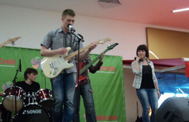 концерт в ТРЦ Весна