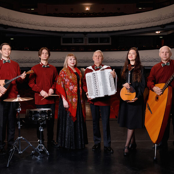 Стояли как солдаты, города-герои