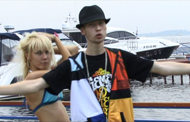 Со съемки клипа