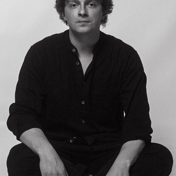 Бонд с кнопкой