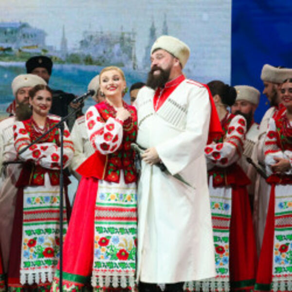 Кубанский казачий хор. Русь от края до края