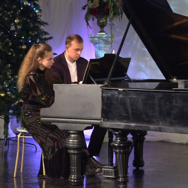 Экскурсия в особняк Шрёдера + Винтаж на два рояля