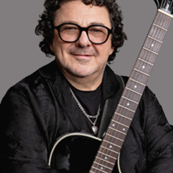 Игорь Саруханов