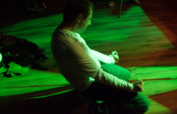 29 АПРЕЛЯ 2015 / ПРЕЗЕНТАЦИЯ АЛЬБОМА ДАЛЕКО - ДАЛЕКО (монологи)