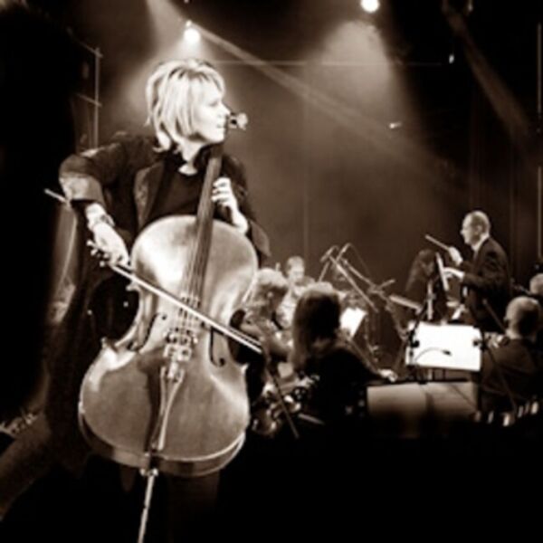 Рок хиты на виолончелях