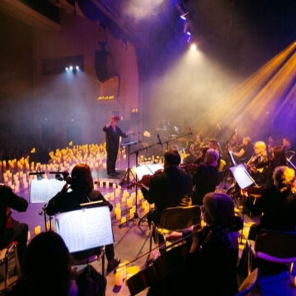 Музыка КИНОшедевров в сиянии тысячи свечей