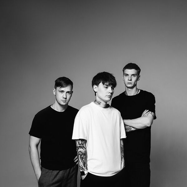 Странное исполнение