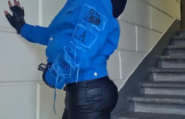 Slava Volk Певец