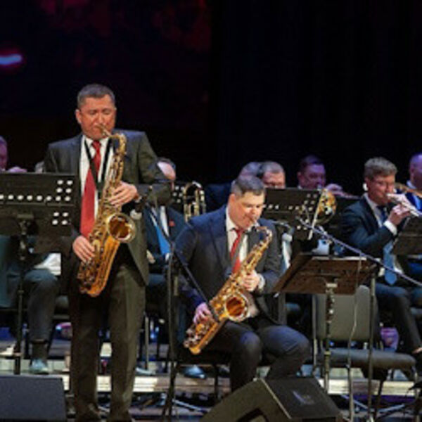 Ко всемирному дню рок-н-ролла