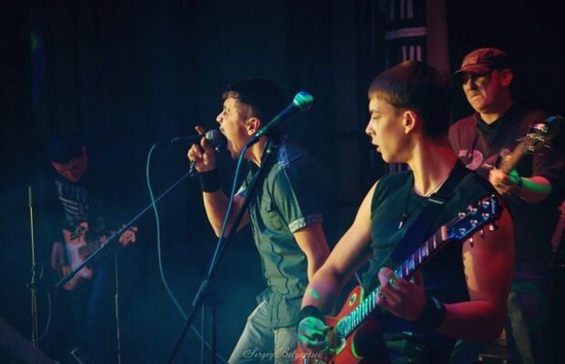 9-ый ежегодный Рок фестиваль "Разбудите бабушку"