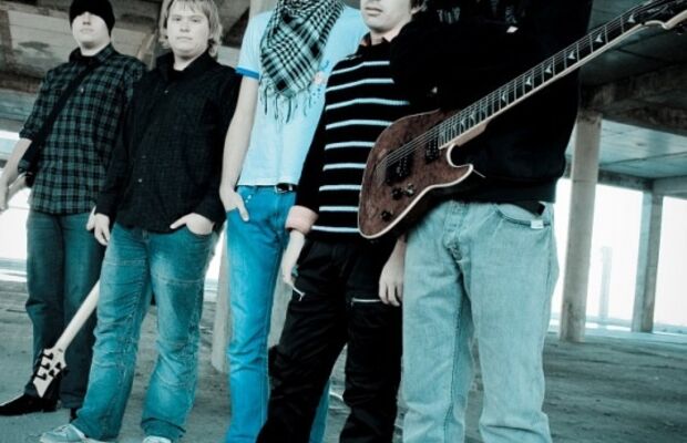 promo 2010 ( Alone In Your Dreams)