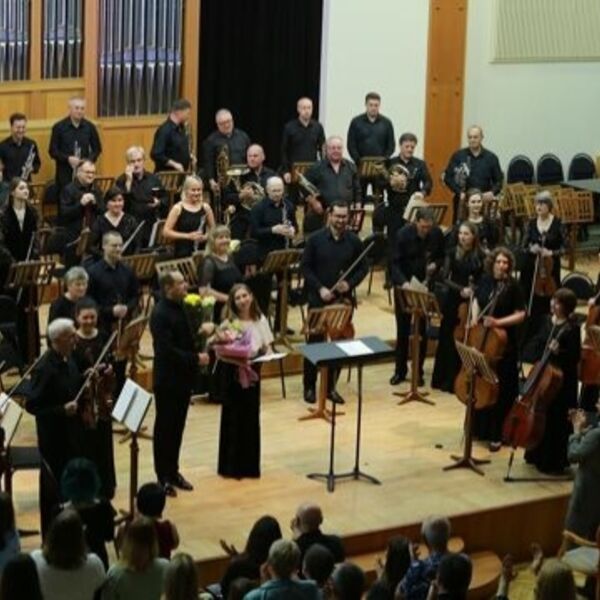 Концерт Кубанского симфонического оркестра в честь юбилея Нины Магдалиц
