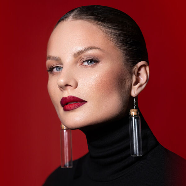 Ева Власова