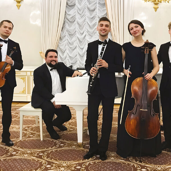 Классика в Кусково. Серенада солнечной долины