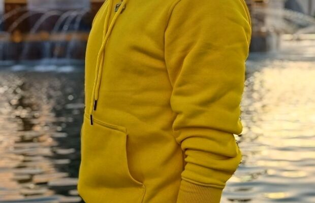 Slava Volk Певец