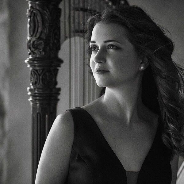 Надежда Сергеева, камерный ансамбль Cordes. 80 струн. Музыка для арфы и струнного оркестра