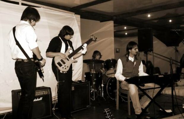 Первый сольный концерт в Викинге