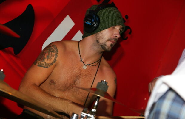 АНДРЕЙ КАМЫШИН- ex-барабаны