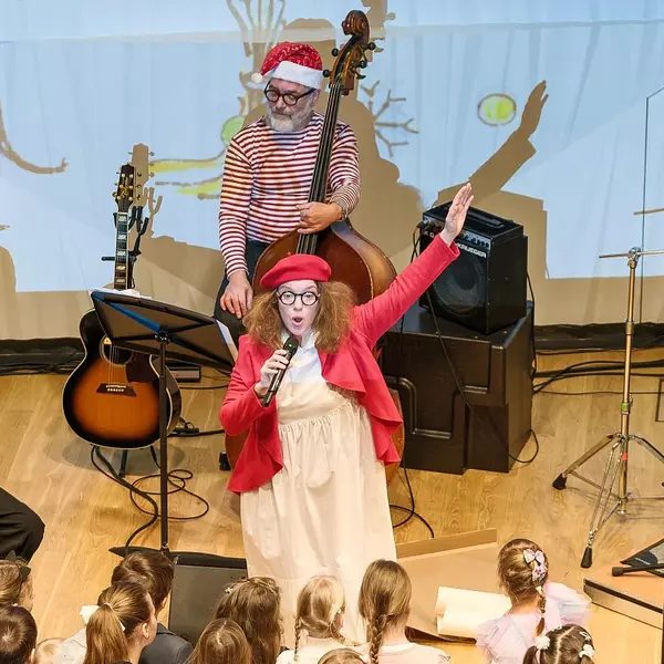 Нелли Букашкина и сказочные звери