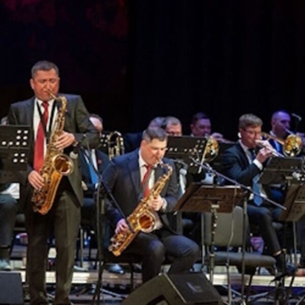 Концерт Биг-бэнда Владимира Толкачева и Карины Кожевниковой