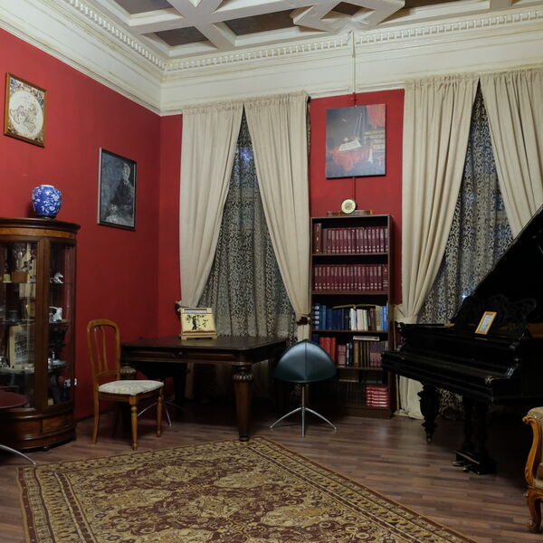 Посещение интерьеров особняка Шрёдера + Чайковский. По страницам шедевров