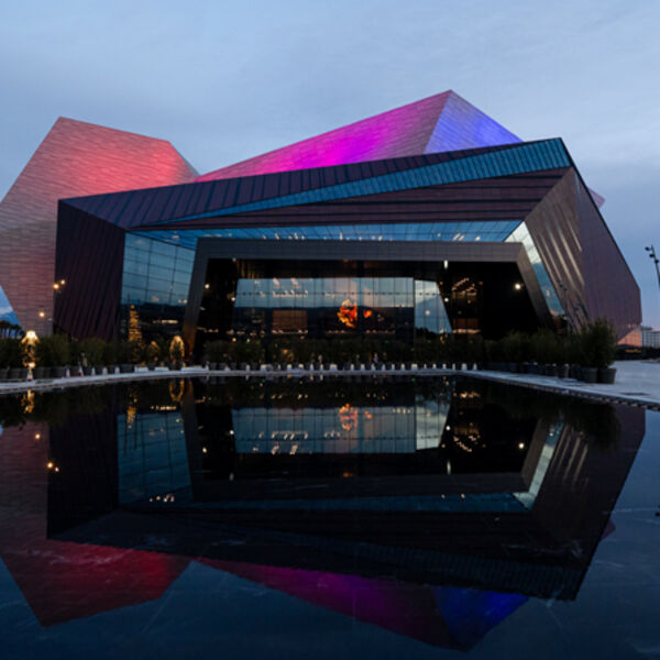 П. Чайковский. Балет "Лебединое озеро"