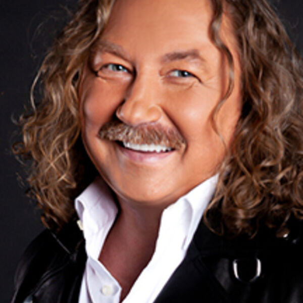 Игорь Николаев